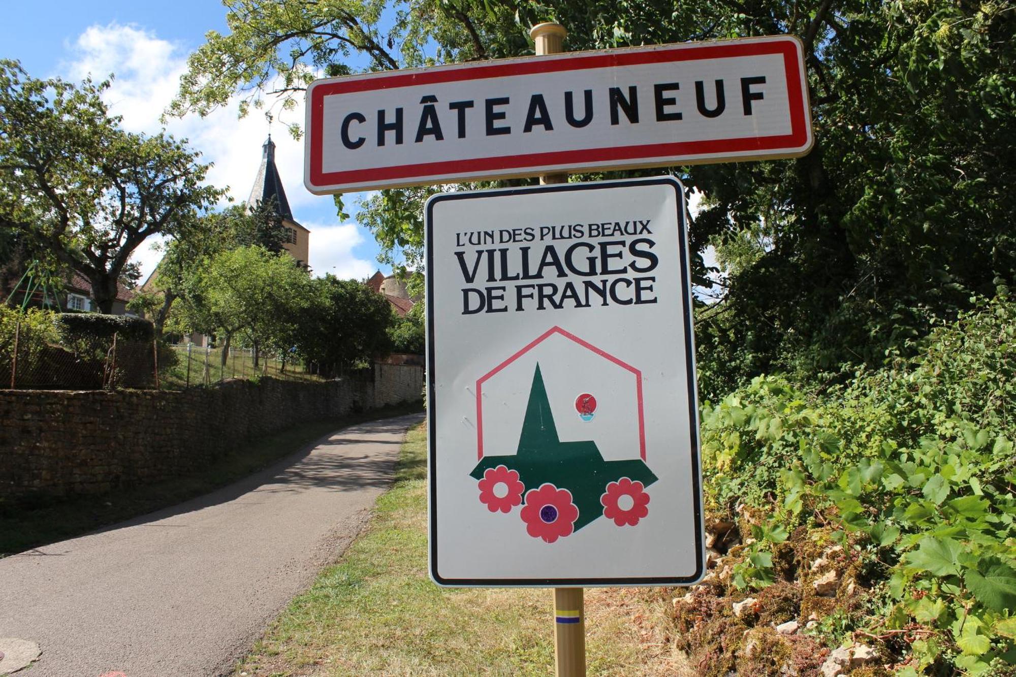 Chateauneuf Suites Dış mekan fotoğraf