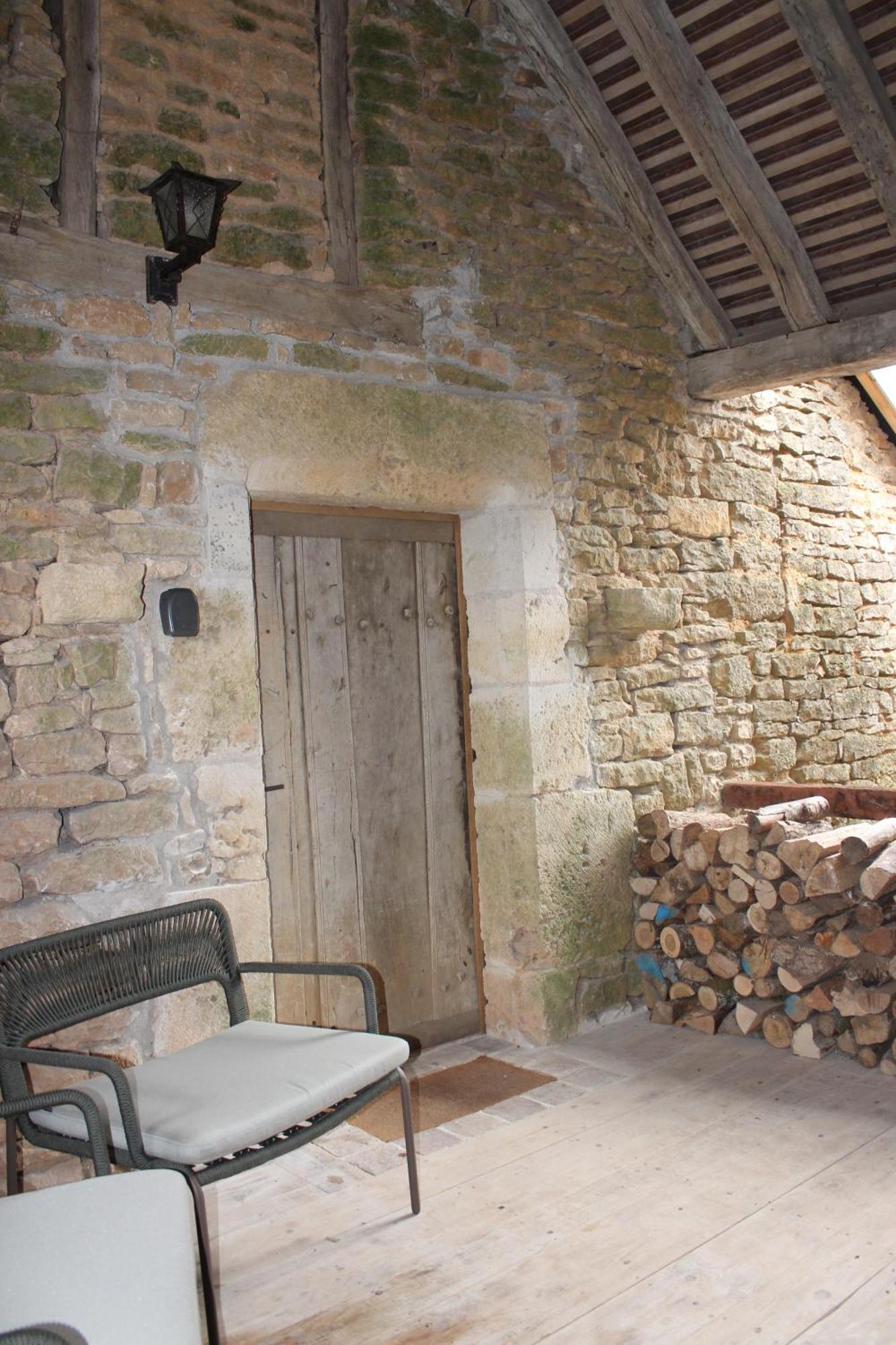 Chateauneuf Suites Dış mekan fotoğraf