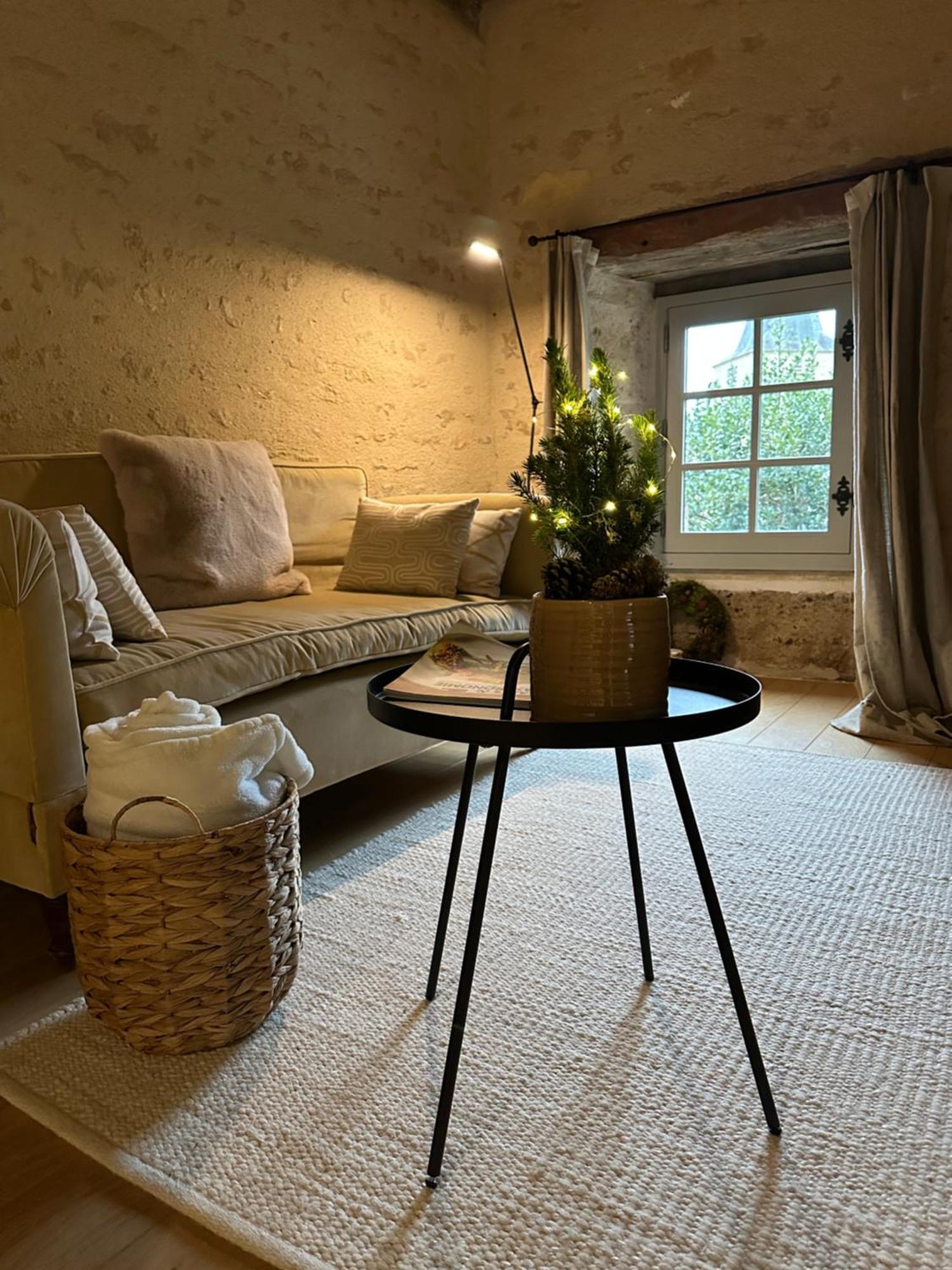 Chateauneuf Suites Dış mekan fotoğraf