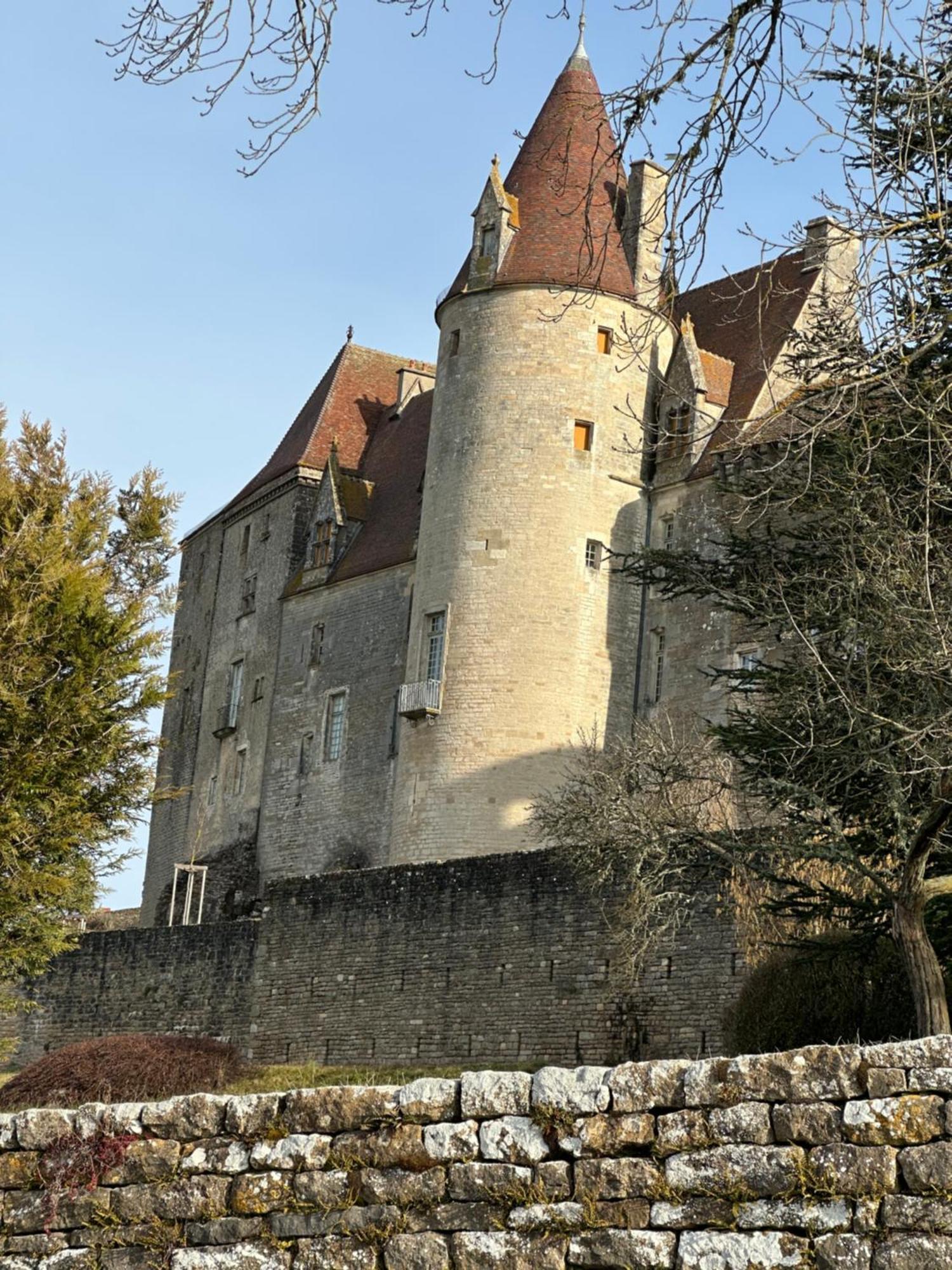 Chateauneuf Suites Dış mekan fotoğraf