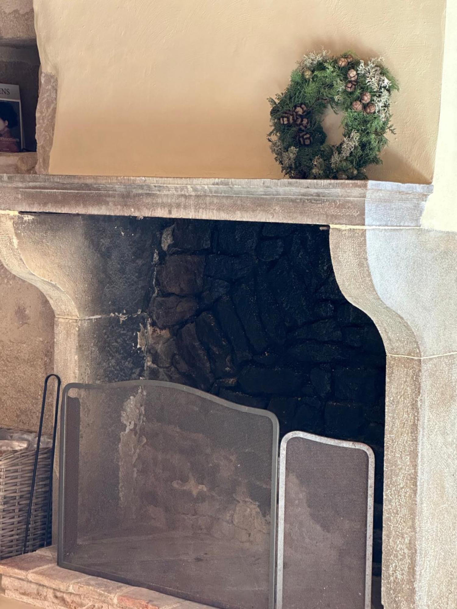 Chateauneuf Suites Dış mekan fotoğraf